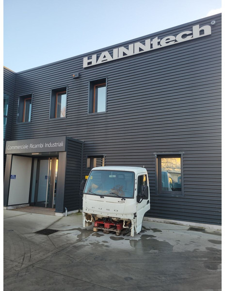 Mitsubishi Fuso "S" Fuso - Kabina i enterijer za Kamion: slika 1 Mitsubishi Fuso "S" Fuso - Kabina i enterijer za Kamion: slika 1