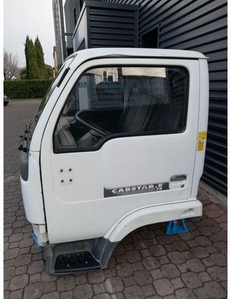 Nissan CABSTAR (1996-2006) - Kabina i enterijer za Kamion: slika 5 Nissan CABSTAR (1996-2006) - Kabina i enterijer za Kamion: slika 5