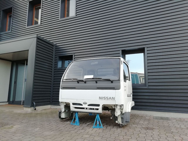 Nissan CABSTAR (1996-2006) - Kabina i enterijer za Kamion: slika 1 Nissan CABSTAR (1996-2006) - Kabina i enterijer za Kamion: slika 1