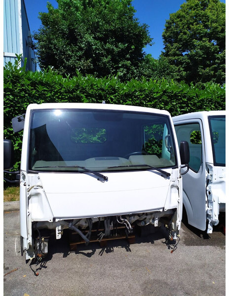 Nissan Cabstar (2007-2013) - Kabina i enterijer za Kamion: slika 4 Nissan Cabstar (2007-2013) - Kabina i enterijer za Kamion: slika 4