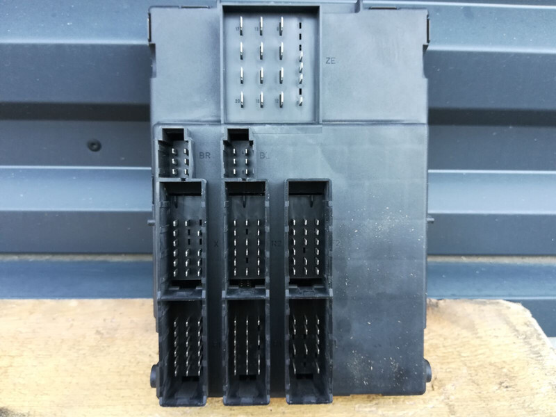 Renault ECU, ABS, etc - Upravljačka jedinica za Kamion: slika 2 Renault ECU, ABS, etc - Upravljačka jedinica za Kamion: slika 2
