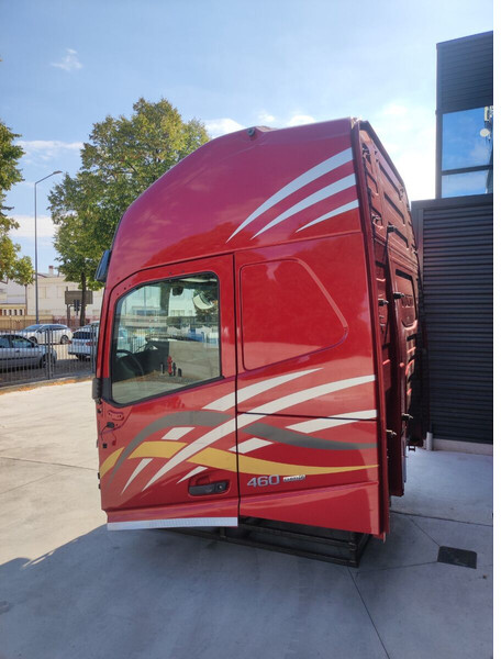 Volvo FH 4 L2 H3 - Kabina i enterijer za Kamion: slika 3 Volvo FH 4 L2 H3 - Kabina i enterijer za Kamion: slika 3