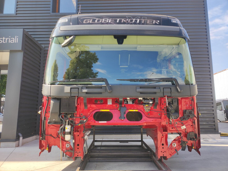 Volvo FH 4 L2 H3 - Kabina i enterijer za Kamion: slika 2 Volvo FH 4 L2 H3 - Kabina i enterijer za Kamion: slika 2