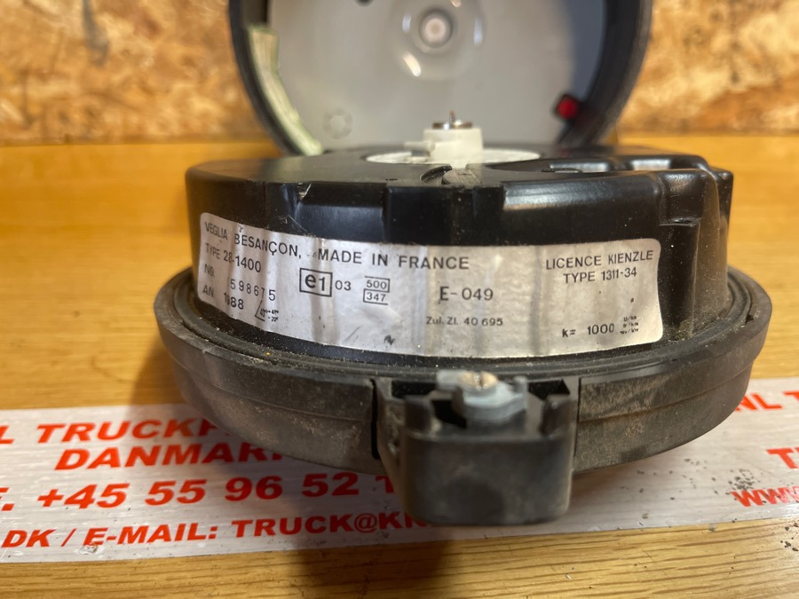 IVECO FARTSKRIVER TYPE 1311-34 - Kabina i enterijer za Kamion: slika 4 IVECO FARTSKRIVER TYPE 1311-34 - Kabina i enterijer za Kamion: slika 4