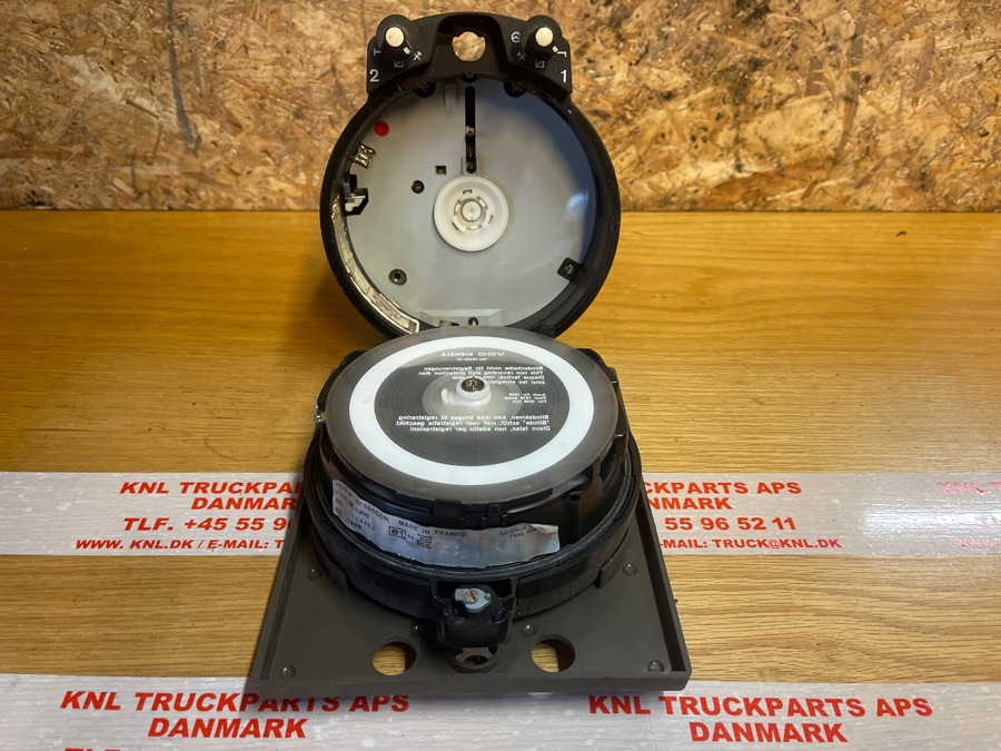 IVECO FARTSKRIVER TYPE 1314-37 - Kabina i enterijer za Kamion: slika 2 IVECO FARTSKRIVER TYPE 1314-37 - Kabina i enterijer za Kamion: slika 2