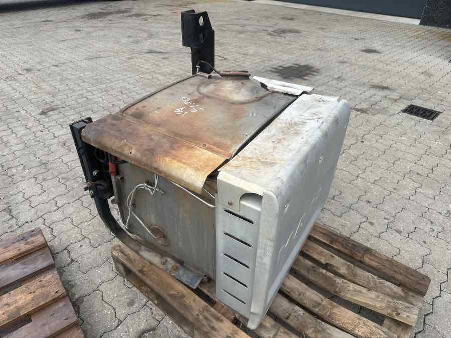 MAN EXHAUST 81.15103-6123 - Prigušivač/ Izduvni sistem za Kamion: slika 1 MAN EXHAUST 81.15103-6123 - Prigušivač/ Izduvni sistem za Kamion: slika 1