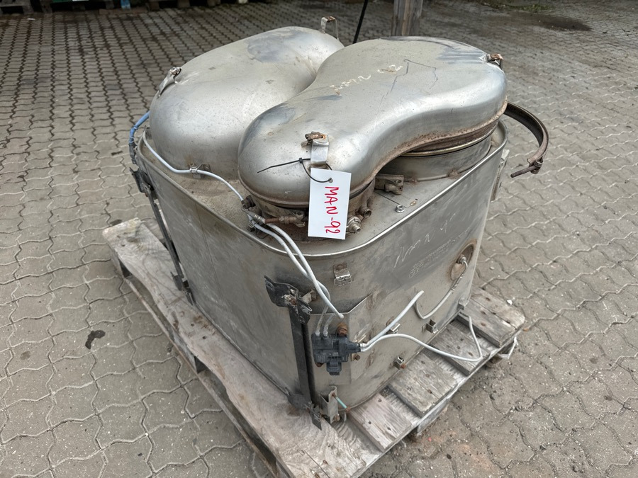 MAN EXHAUST 81.15103-6131 - Prigušivač/ Izduvni sistem za Kamion: slika 2 MAN EXHAUST 81.15103-6131 - Prigušivač/ Izduvni sistem za Kamion: slika 2