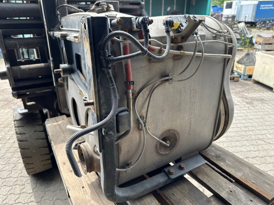 MAN EXHAUST 81.15103-6133 - Prigušivač/ Izduvni sistem za Kamion: slika 1 MAN EXHAUST 81.15103-6133 - Prigušivač/ Izduvni sistem za Kamion: slika 1