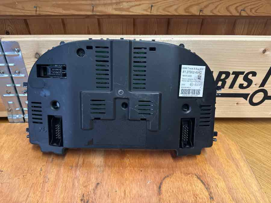 MAN KOMBI INSTRUMENT 81.27202-6282 - Električni sistem za Kamion: slika 2 MAN KOMBI INSTRUMENT 81.27202-6282 - Električni sistem za Kamion: slika 2