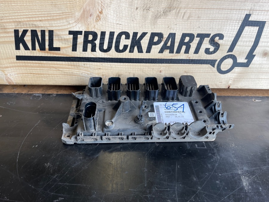 MERCEDES ECU A0014462817 - Električni sistem za Kamion: slika 2 MERCEDES ECU A0014462817 - Električni sistem za Kamion: slika 2