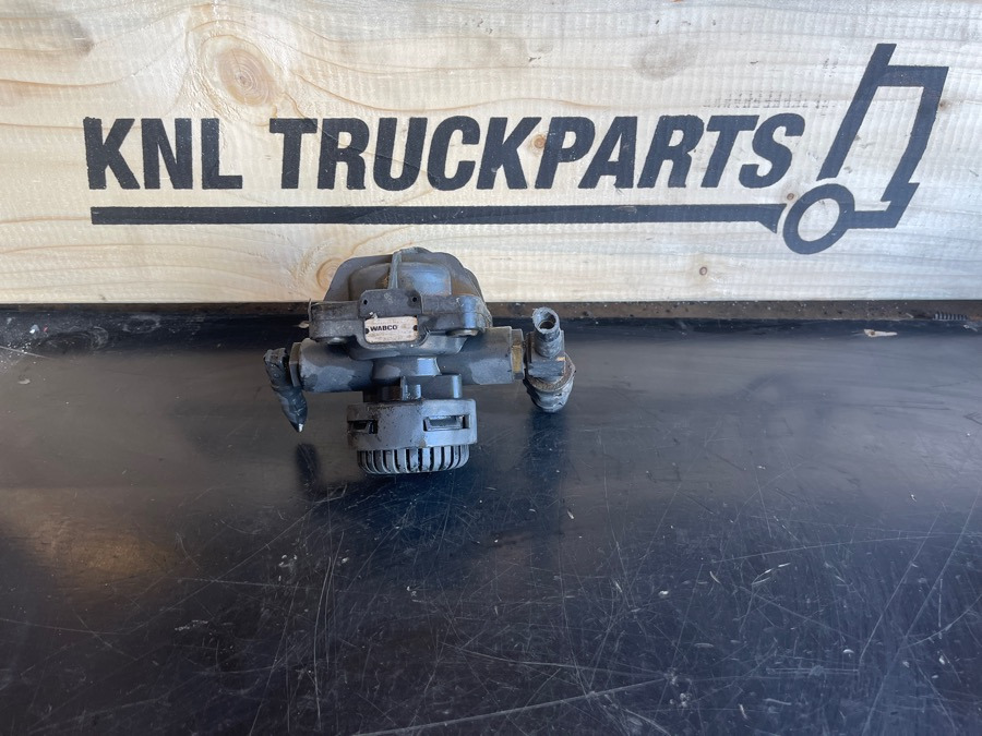 MERCEDES VALVE A0044296344 - Kočioni ventil za Kamion: slika 1 MERCEDES VALVE A0044296344 - Kočioni ventil za Kamion: slika 1