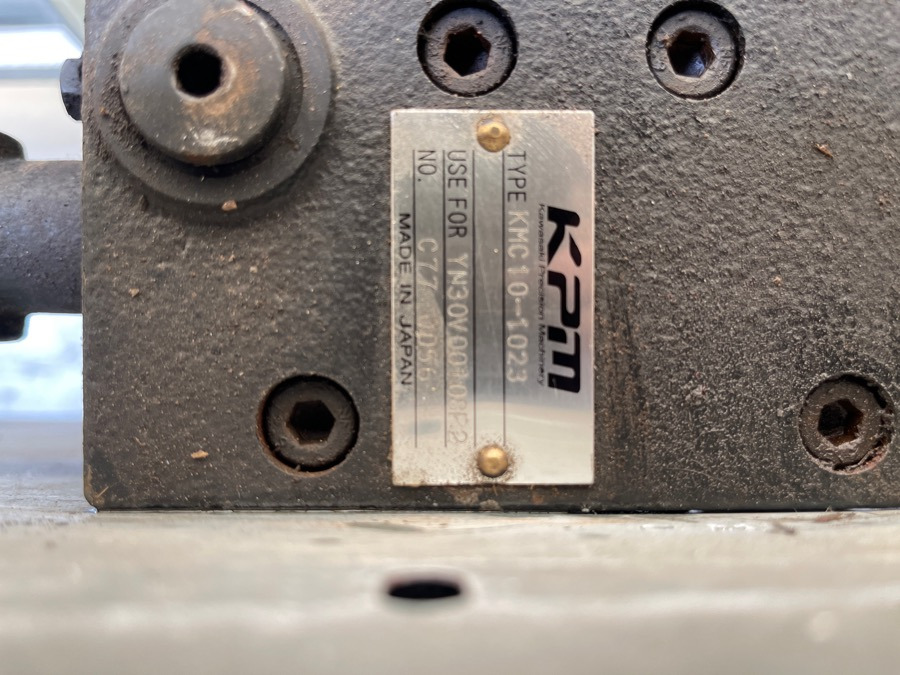 NEW HOLLAND VALVE KPM VENTIL TYPE :KMC10-1023 - Kočioni ventil za Kamion: slika 1 NEW HOLLAND VALVE KPM VENTIL TYPE :KMC10-1023 - Kočioni ventil za Kamion: slika 1