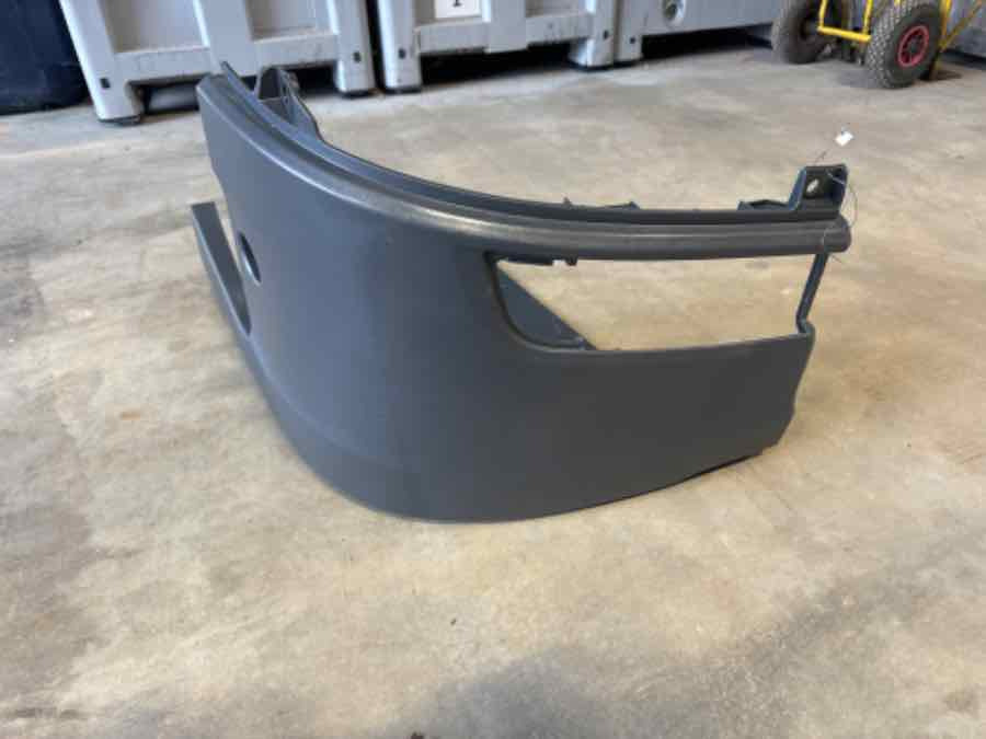 SCANIA BUMPER COVER CORNER RH 2731830 - Karoserija i eksterijer za Kamion: slika 1 SCANIA BUMPER COVER CORNER RH 2731830 - Karoserija i eksterijer za Kamion: slika 1