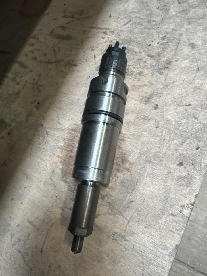 SCANIA INJECTOR 2438101 - Obrada goriva/ Dostava goriva za Kamion: slika 1 SCANIA INJECTOR 2438101 - Obrada goriva/ Dostava goriva za Kamion: slika 1