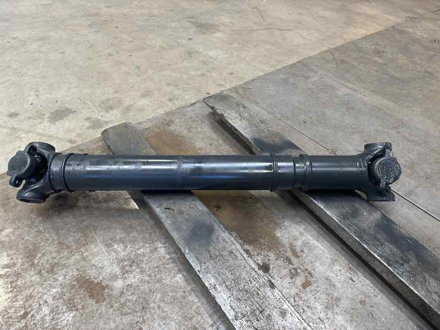 SCANIA PROPSHAFT P500 1758537 - Kardansko vratilo za Kamion: slika 1 SCANIA PROPSHAFT P500 1758537 - Kardansko vratilo za Kamion: slika 1