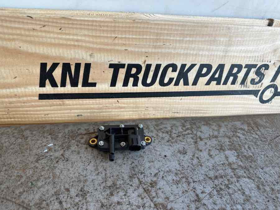 SCANIA SENSOR 2302150 - Električni sistem za Kamion: slika 1 SCANIA SENSOR 2302150 - Električni sistem za Kamion: slika 1