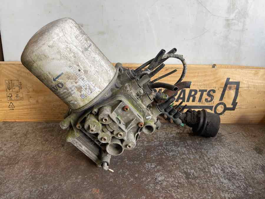 VOLVO AIR DRYER 20729825 - Ram/ Šasija za Kamion: slika 2 VOLVO AIR DRYER 20729825 - Ram/ Šasija za Kamion: slika 2