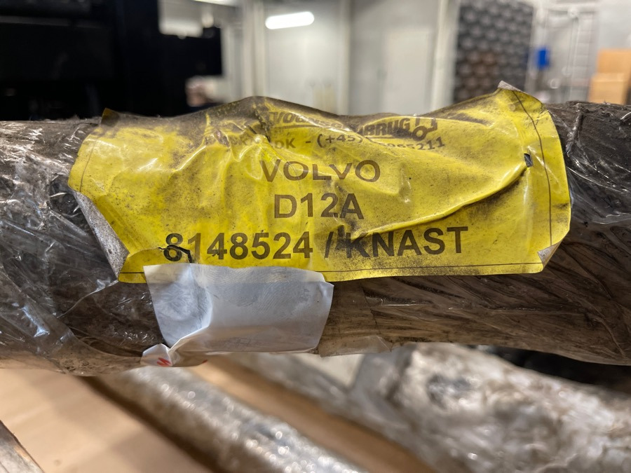 VOLVO CAMSHAFT D12A 8148524 - Bregasta osovina za Kamion: slika 2 VOLVO CAMSHAFT D12A 8148524 - Bregasta osovina za Kamion: slika 2