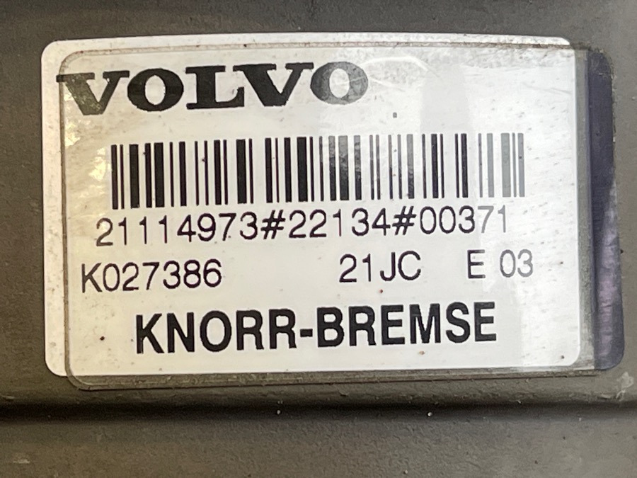VOLVO FOOT BRAKE MODULE 21114973 - Kočioni ventil za Kamion: slika 2 VOLVO FOOT BRAKE MODULE 21114973 - Kočioni ventil za Kamion: slika 2