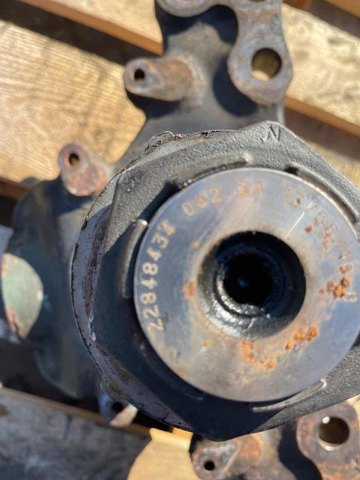 VOLVO STEERING KNUCKLE 22848434 - Rukavc točka za Kamion: slika 2 VOLVO STEERING KNUCKLE 22848434 - Rukavc točka za Kamion: slika 2