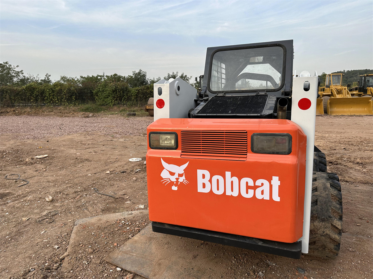 BOBCAT S300 - Mini utovarivač: slika 4 BOBCAT S300 - Mini utovarivač: slika 4