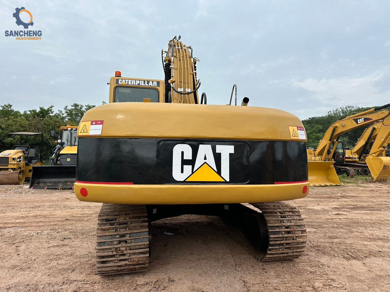 CAT 320CL crawler excavator with hammer - Bager guseničar: slika 5 CAT 320CL crawler excavator with hammer - Bager guseničar: slika 5