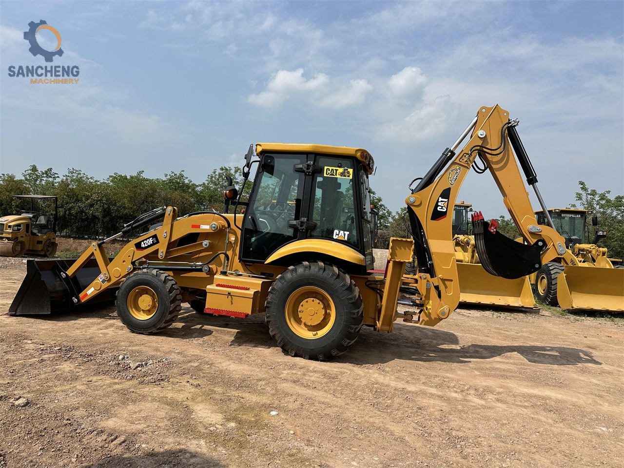 CAT 420F2 - Bager utovarivač: slika 3 CAT 420F2 - Bager utovarivač: slika 3