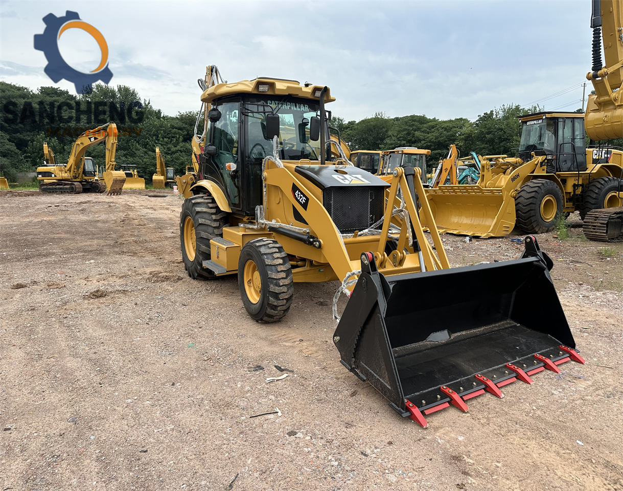 CAT 432F - Bager utovarivač: slika 4 CAT 432F - Bager utovarivač: slika 4
