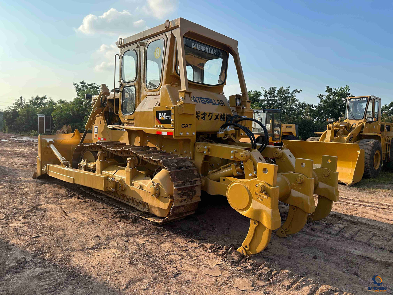 CAT D7G - Buldožer: slika 1 CAT D7G - Buldožer: slika 1