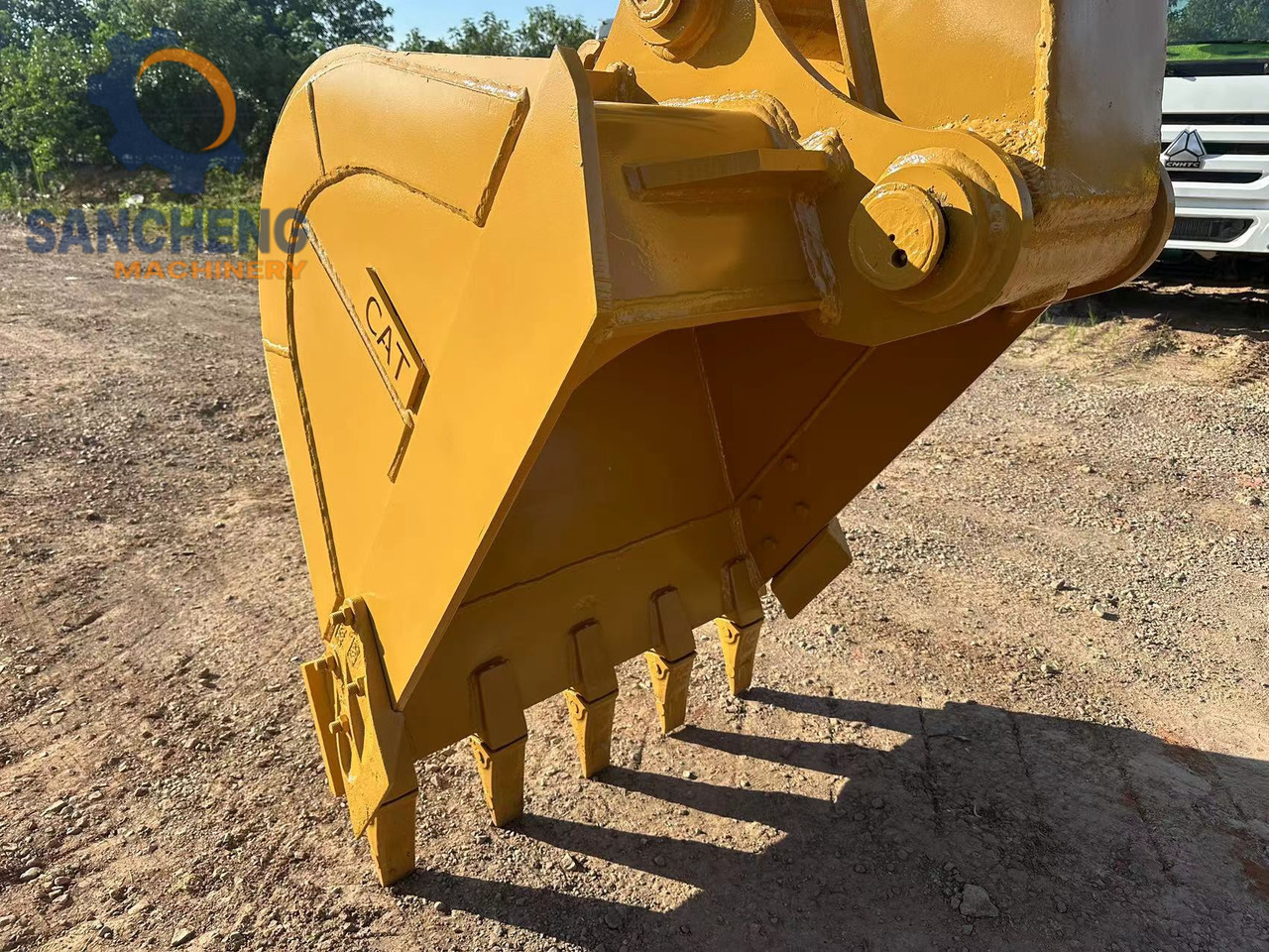 Bager guseničar CATERPILLAR 320B: slika 11