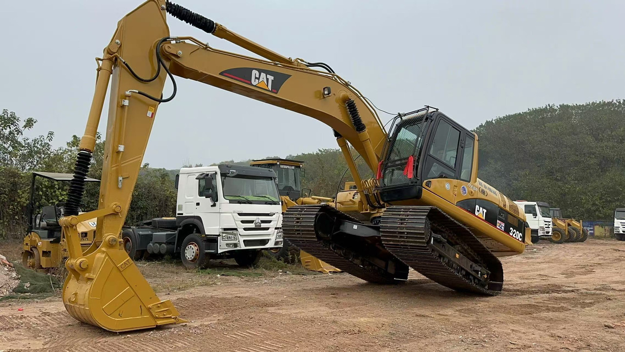 CATERPILLAR 320C - Bager guseničar: slika 2 CATERPILLAR 320C - Bager guseničar: slika 2