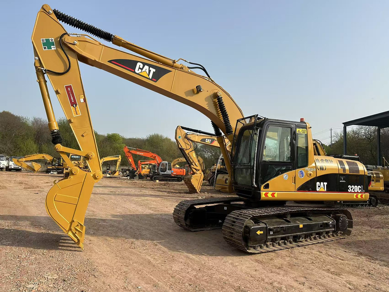 CATERPILLAR 320C - Bager guseničar: slika 4 CATERPILLAR 320C - Bager guseničar: slika 4