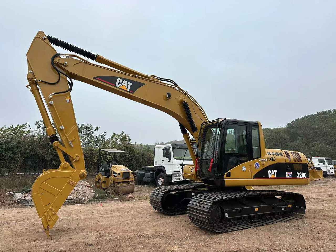 CATERPILLAR 320CL - Bager guseničar: slika 4 CATERPILLAR 320CL - Bager guseničar: slika 4