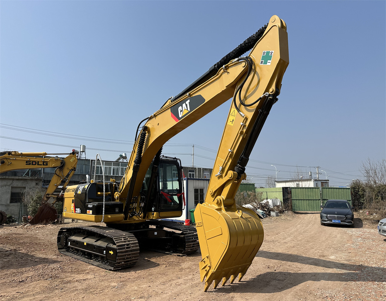 CATERPILLAR 320D2L - Bager guseničar: slika 4 CATERPILLAR 320D2L - Bager guseničar: slika 4