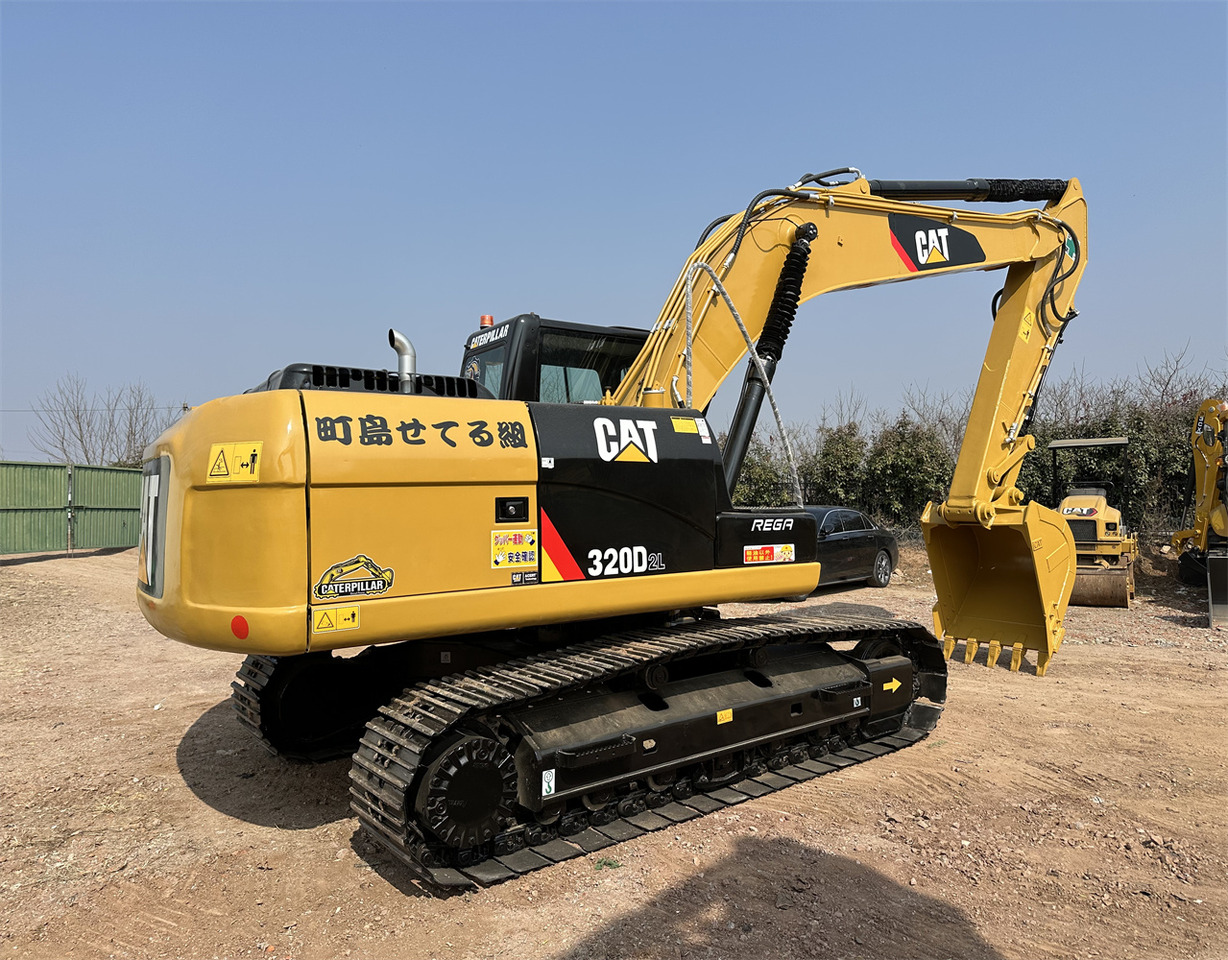 CATERPILLAR 320D2L - Bager guseničar: slika 1 CATERPILLAR 320D2L - Bager guseničar: slika 1