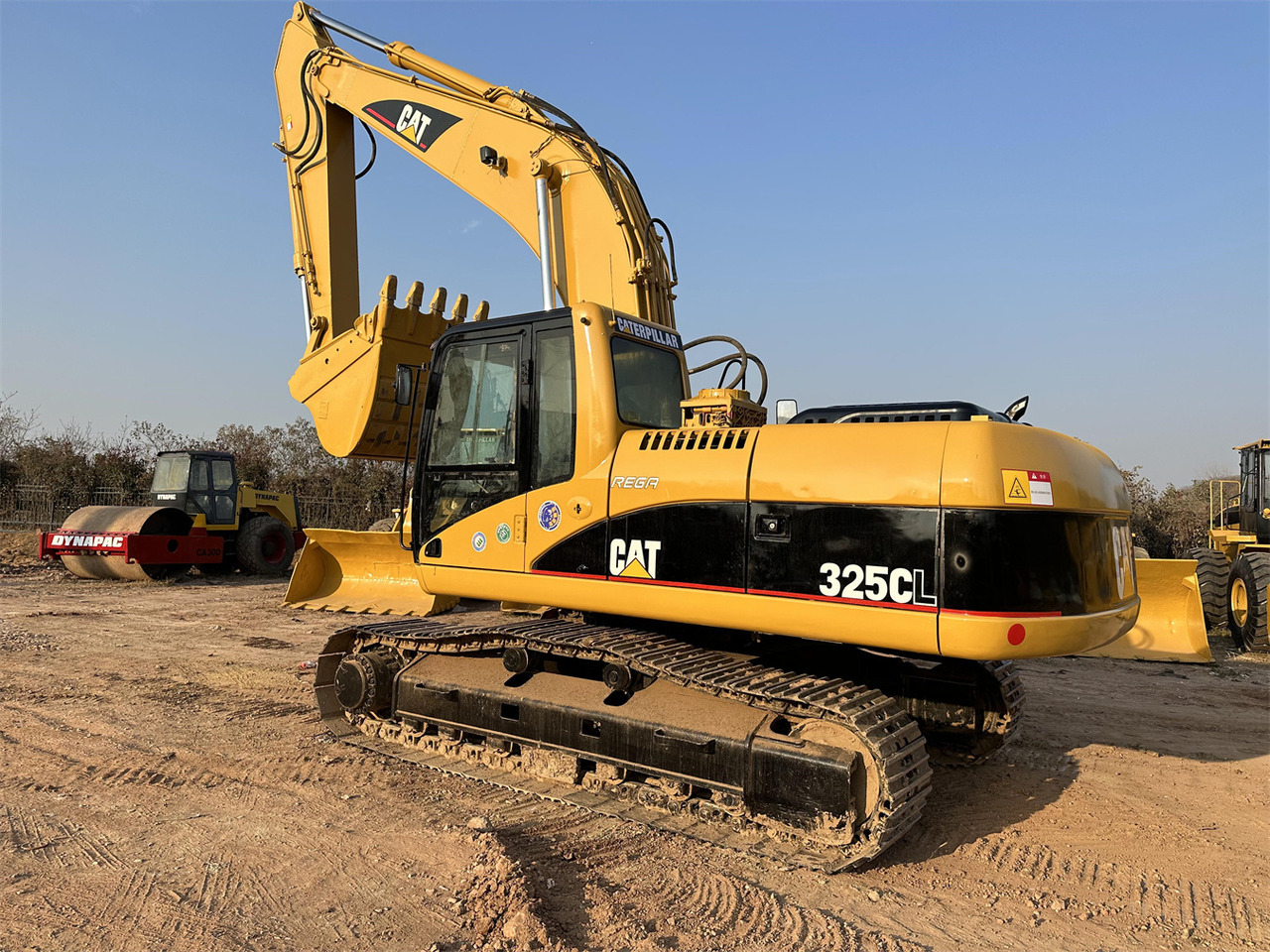 CATERPILLAR 325C - Bager guseničar: slika 1 CATERPILLAR 325C - Bager guseničar: slika 1
