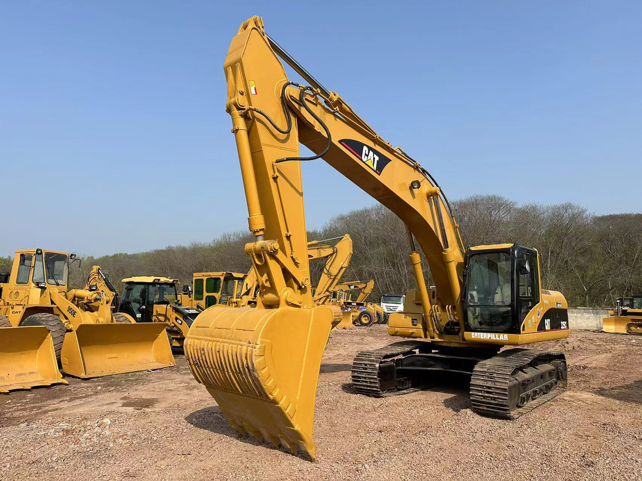 CATERPILLAR 325C - Bager guseničar: slika 2 CATERPILLAR 325C - Bager guseničar: slika 2