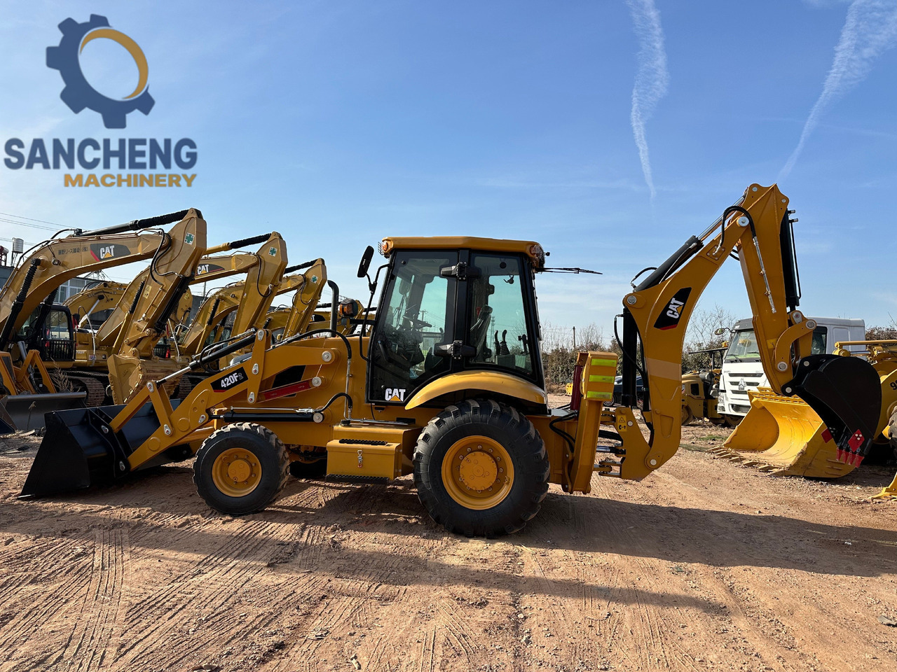 CATERPILLAR 420F2 - Bager utovarivač: slika 3 CATERPILLAR 420F2 - Bager utovarivač: slika 3