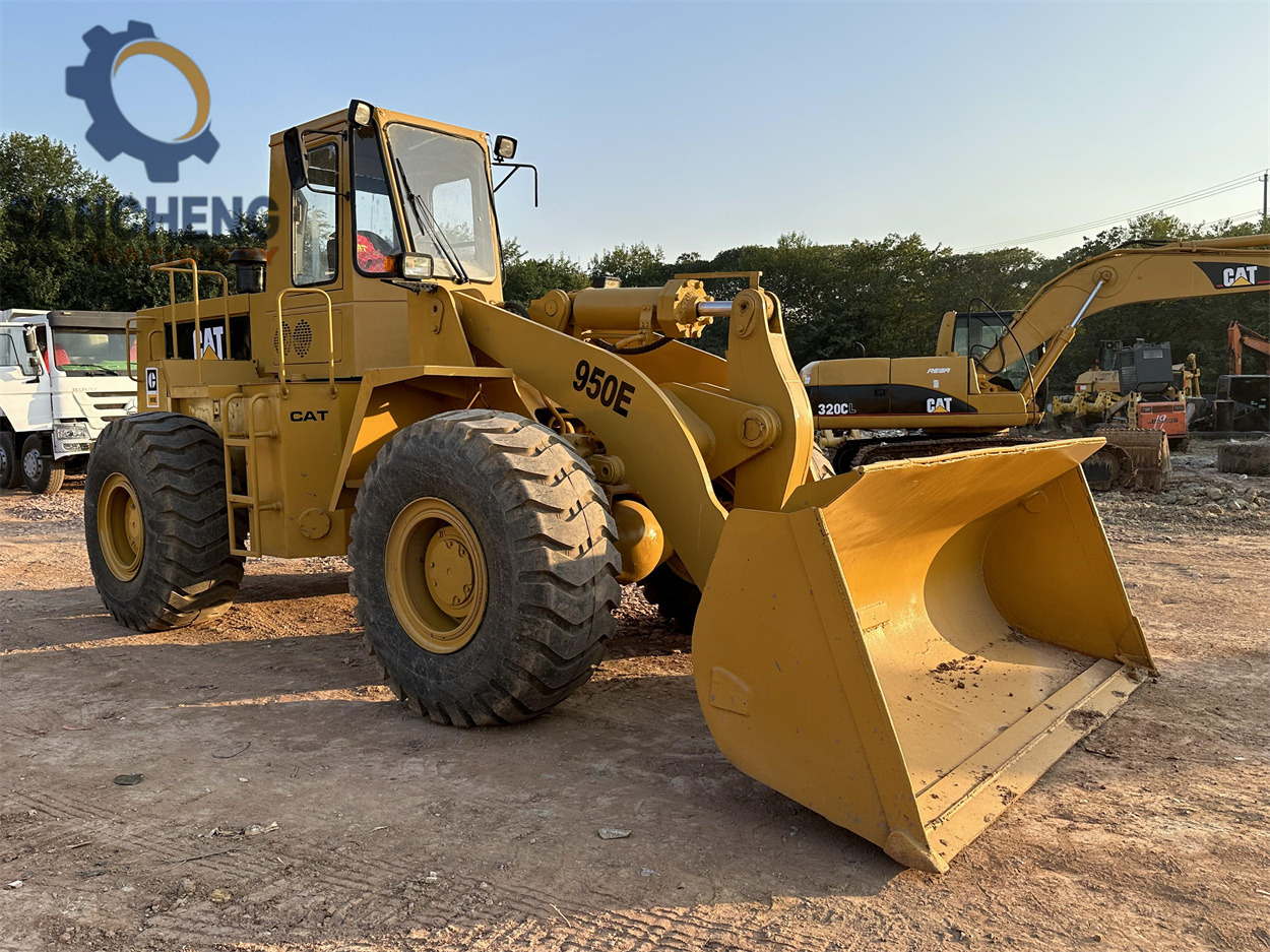 CATERPILLAR 950E - Utovarivač točkaš: slika 1 CATERPILLAR 950E - Utovarivač točkaš: slika 1