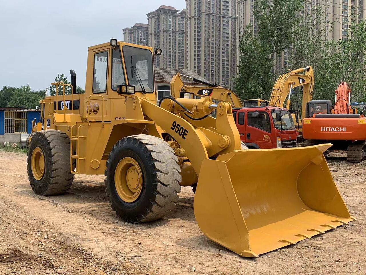 CATERPILLAR 950E - Utovarivač točkaš: slika 4 CATERPILLAR 950E - Utovarivač točkaš: slika 4