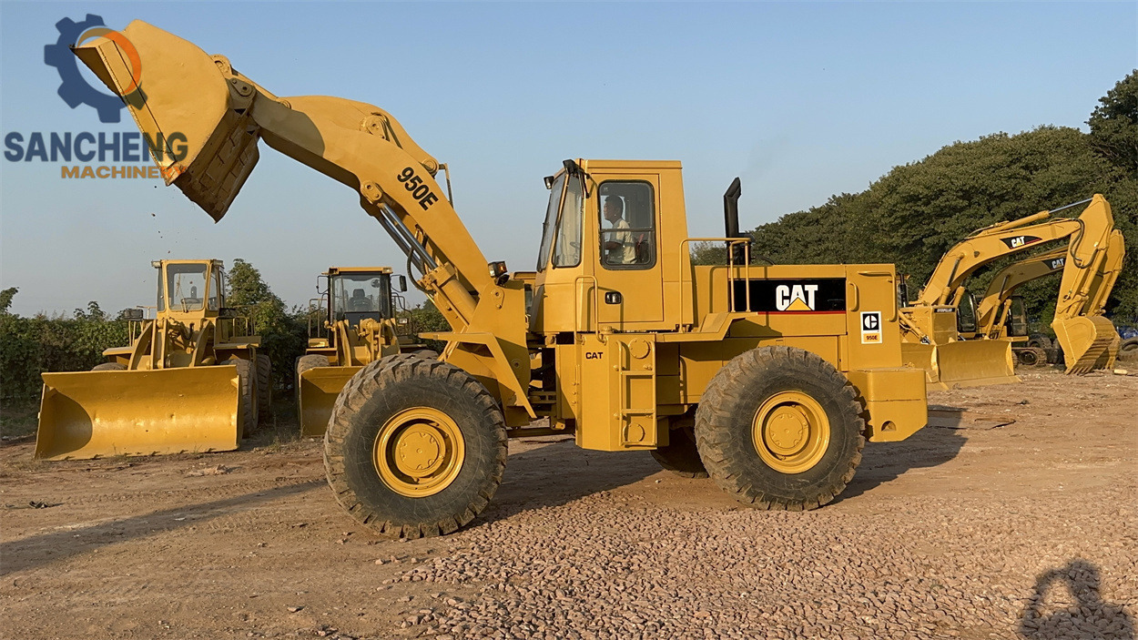 CATERPILLAR 950E - Utovarivač točkaš: slika 3 CATERPILLAR 950E - Utovarivač točkaš: slika 3