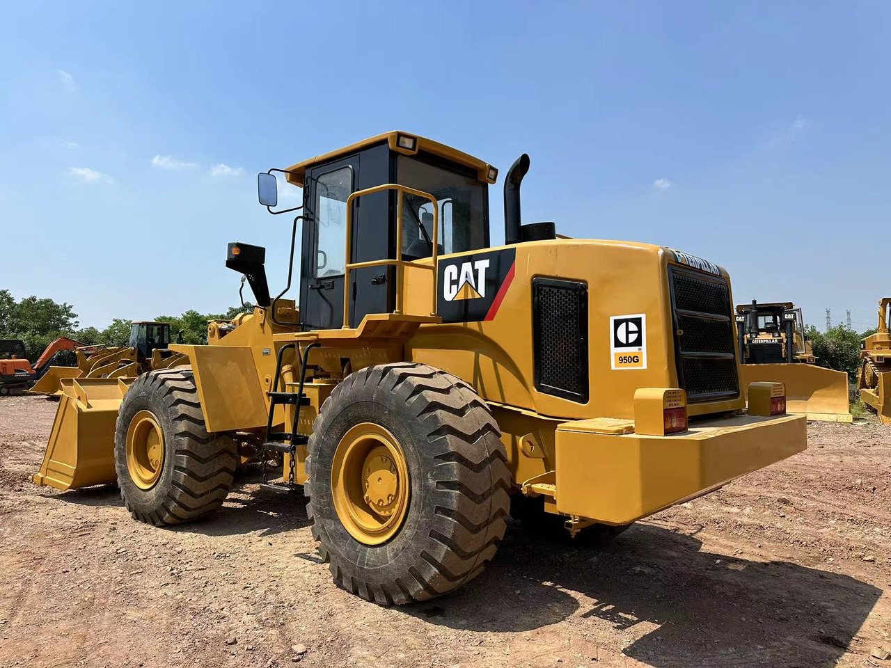 Utovarivač točkaš CATERPILLAR 950G: slika 6