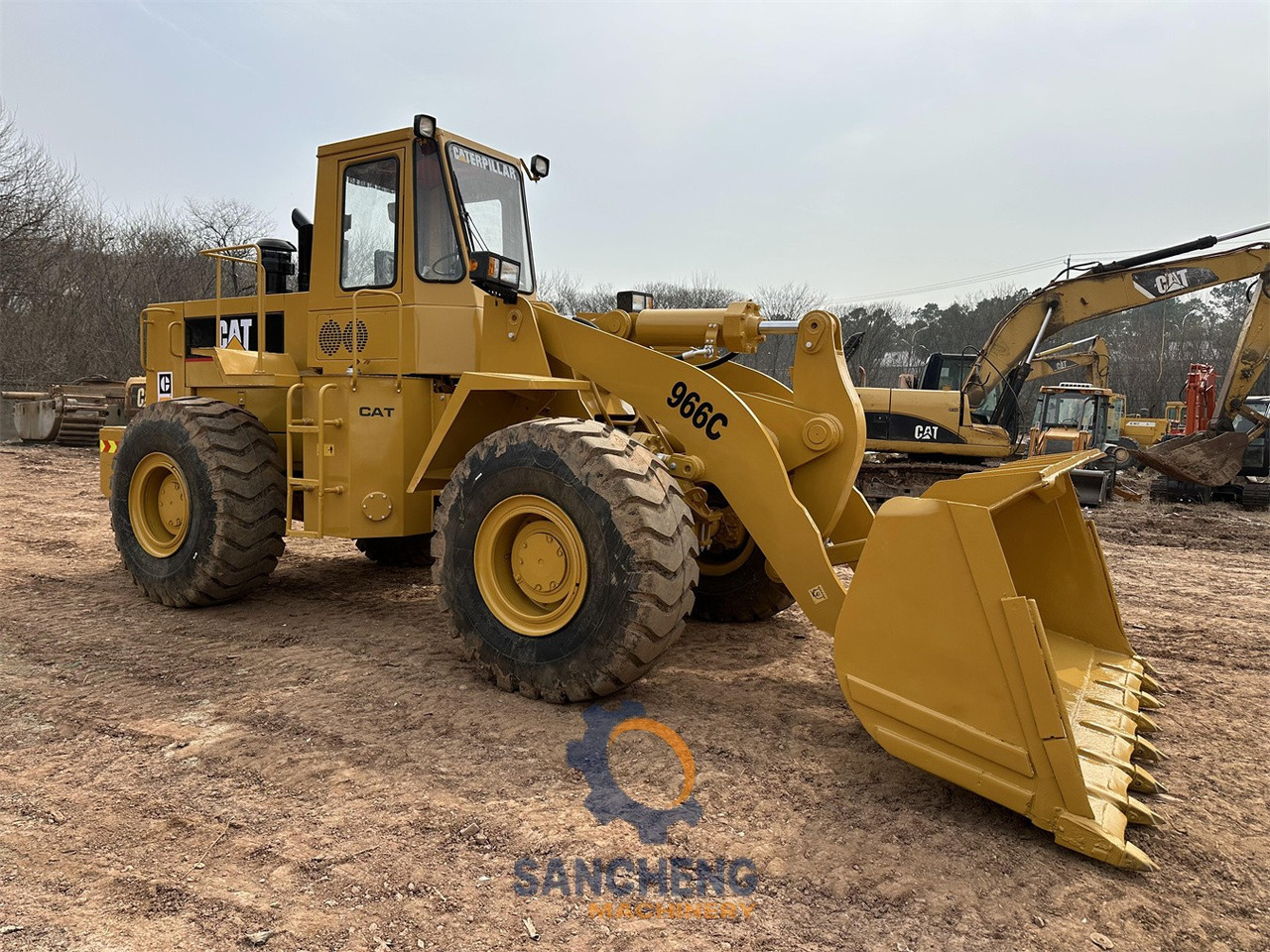 CATERPILLAR 966C - Utovarivač točkaš: slika 1 CATERPILLAR 966C - Utovarivač točkaš: slika 1