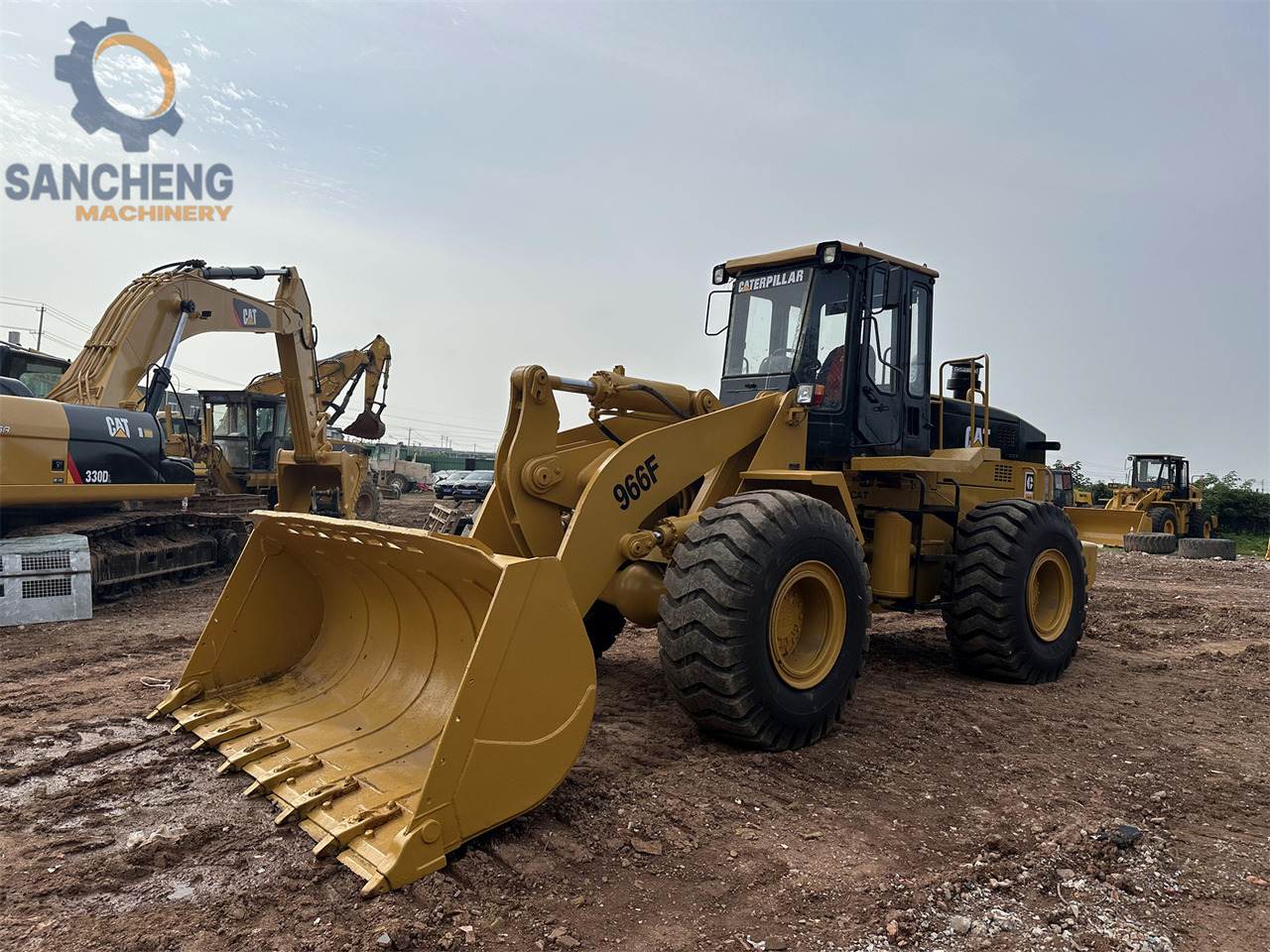 CATERPILLAR 966F - Utovarivač točkaš: slika 3 CATERPILLAR 966F - Utovarivač točkaš: slika 3