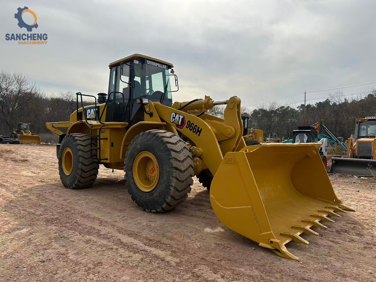Utovarivač CATERPILLAR 966H: slika 6