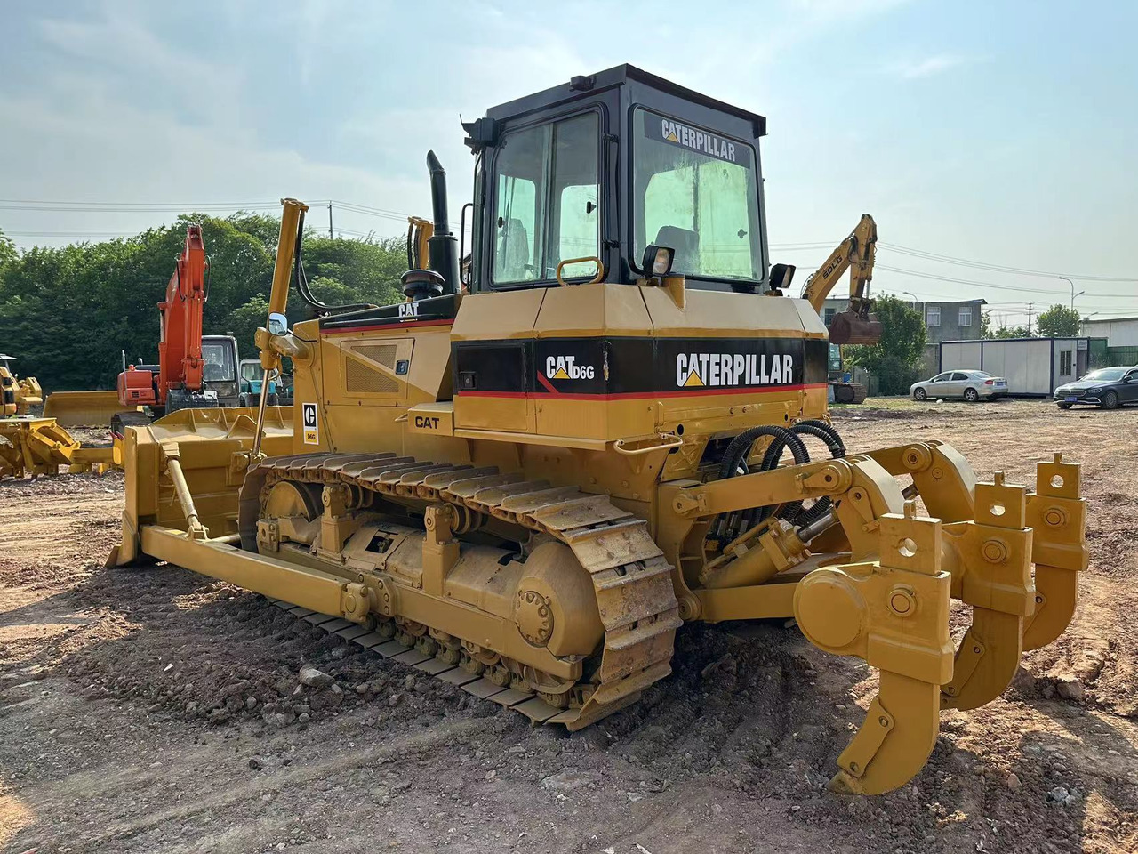 CATERPILLAR D6G Crawler Dozer - Buldožer: slika 1 CATERPILLAR D6G Crawler Dozer - Buldožer: slika 1