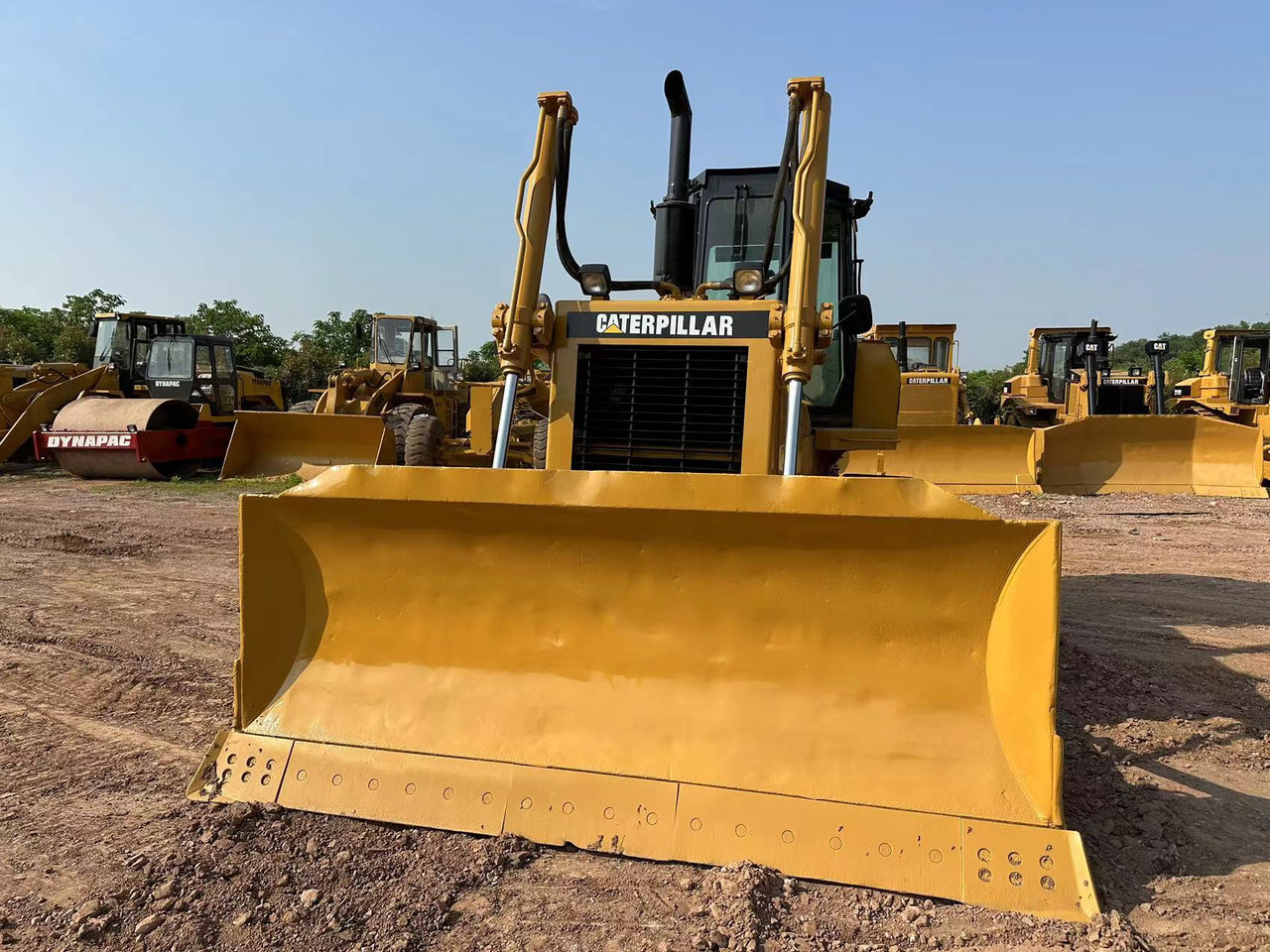 CATERPILLAR D6G Crawler Dozer - Buldožer: slika 4 CATERPILLAR D6G Crawler Dozer - Buldožer: slika 4