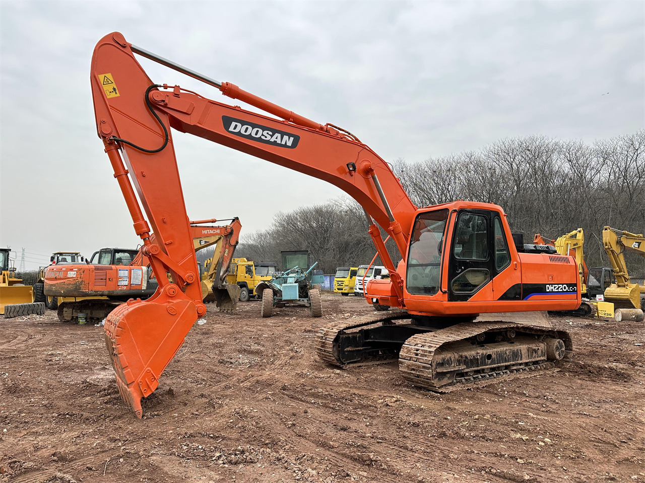 DOOSAN DH220 - Bager guseničar: slika 2 DOOSAN DH220 - Bager guseničar: slika 2