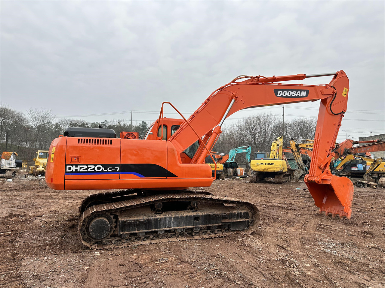 DOOSAN DH220 - Bager guseničar: slika 2 DOOSAN DH220 - Bager guseničar: slika 2