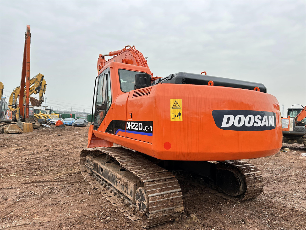 DOOSAN DH220 - Bager guseničar: slika 3 DOOSAN DH220 - Bager guseničar: slika 3